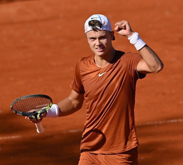 优雅控球和 优雅控球和