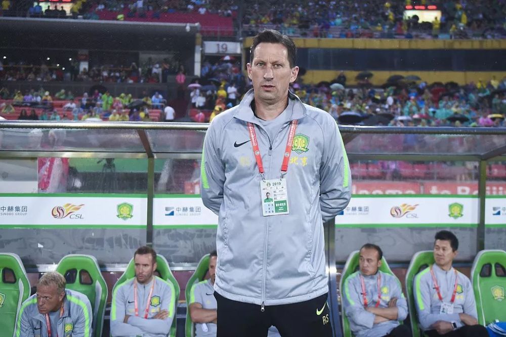 布斯克茨的 布斯克茨的