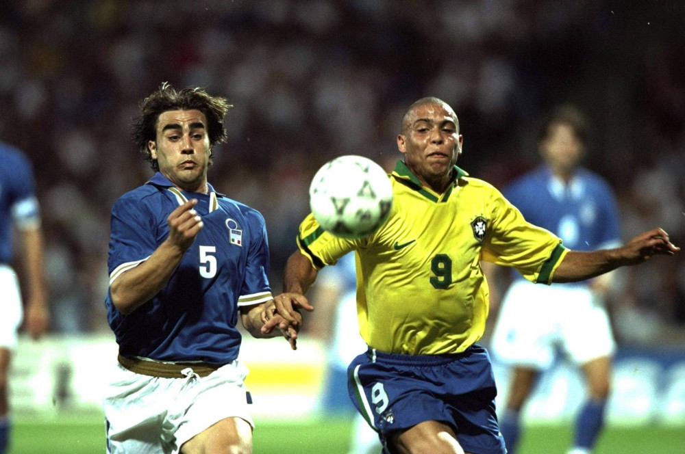 面对申花门 面对申花门